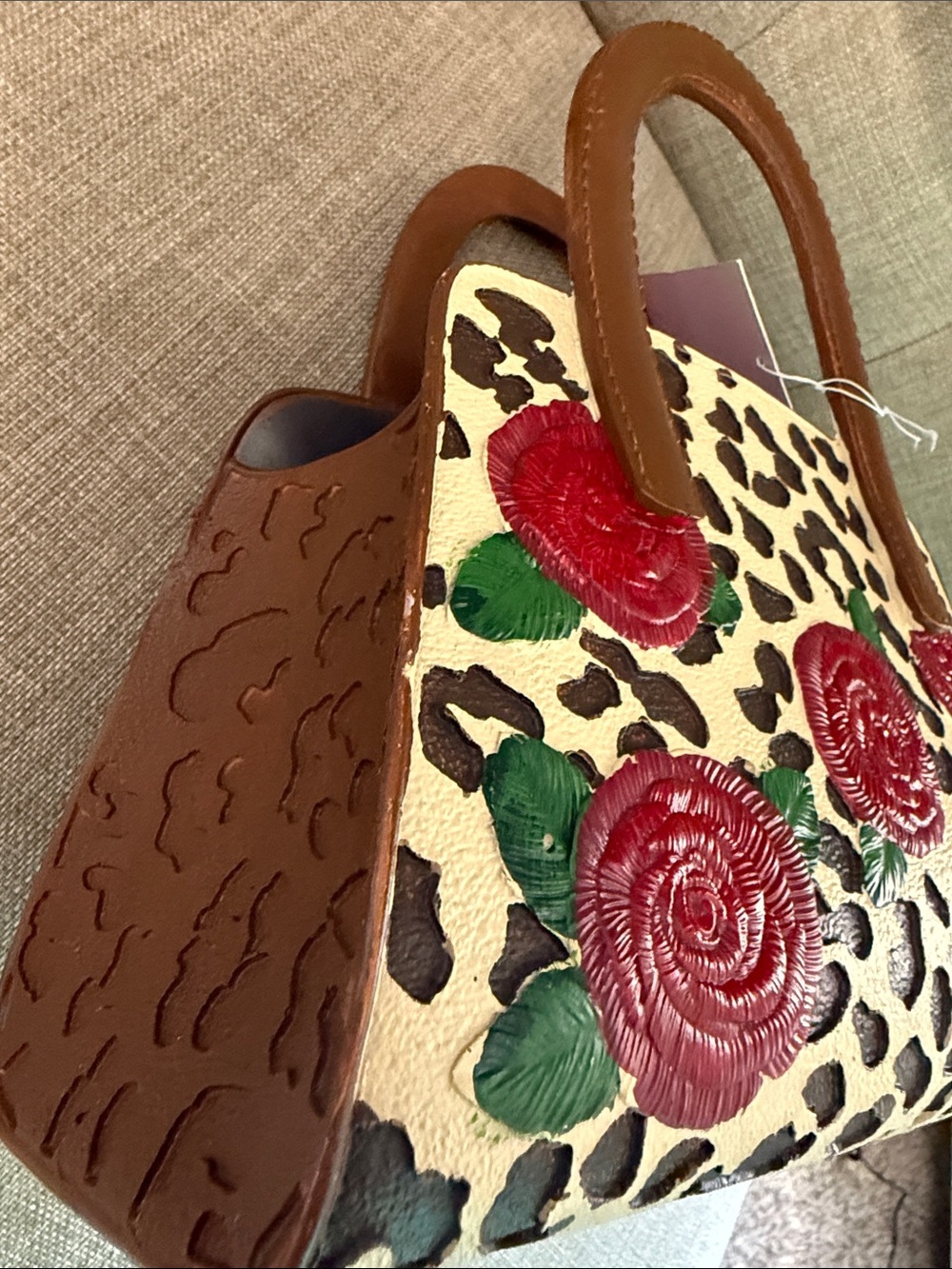 Floral Embroidered Leopard Satchel Vase - Ceramic - Picture 9 of 9